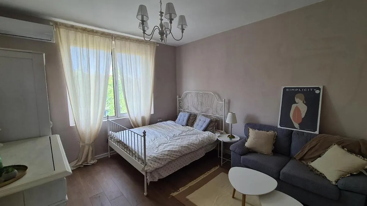شقة Cozy 1-Bedroom In The Top Center صوفيا بلغاريا